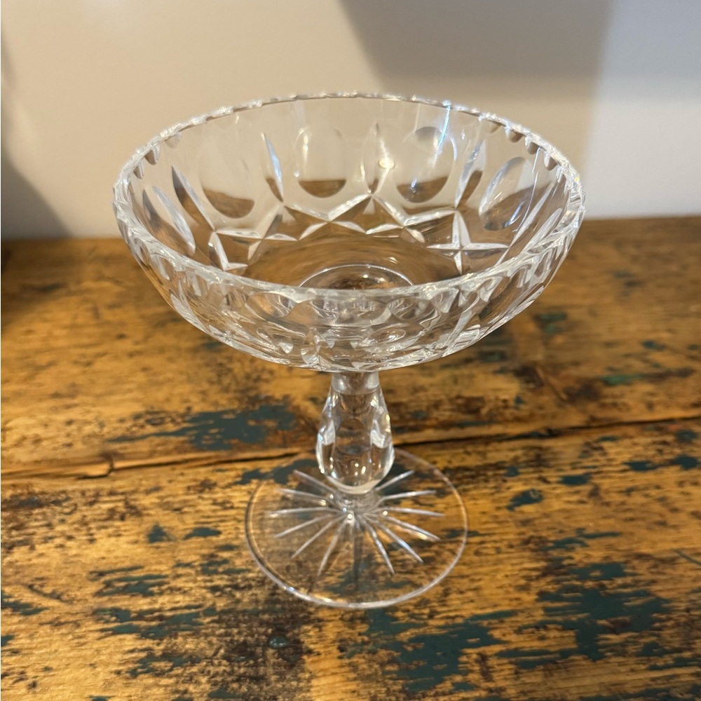 Elegant Crystal Glass Compote Bowl